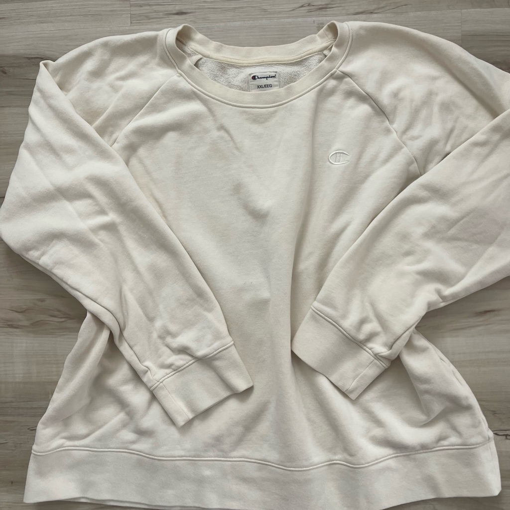 Champion Pullover Sweatshirt In Cream With Logo Detail